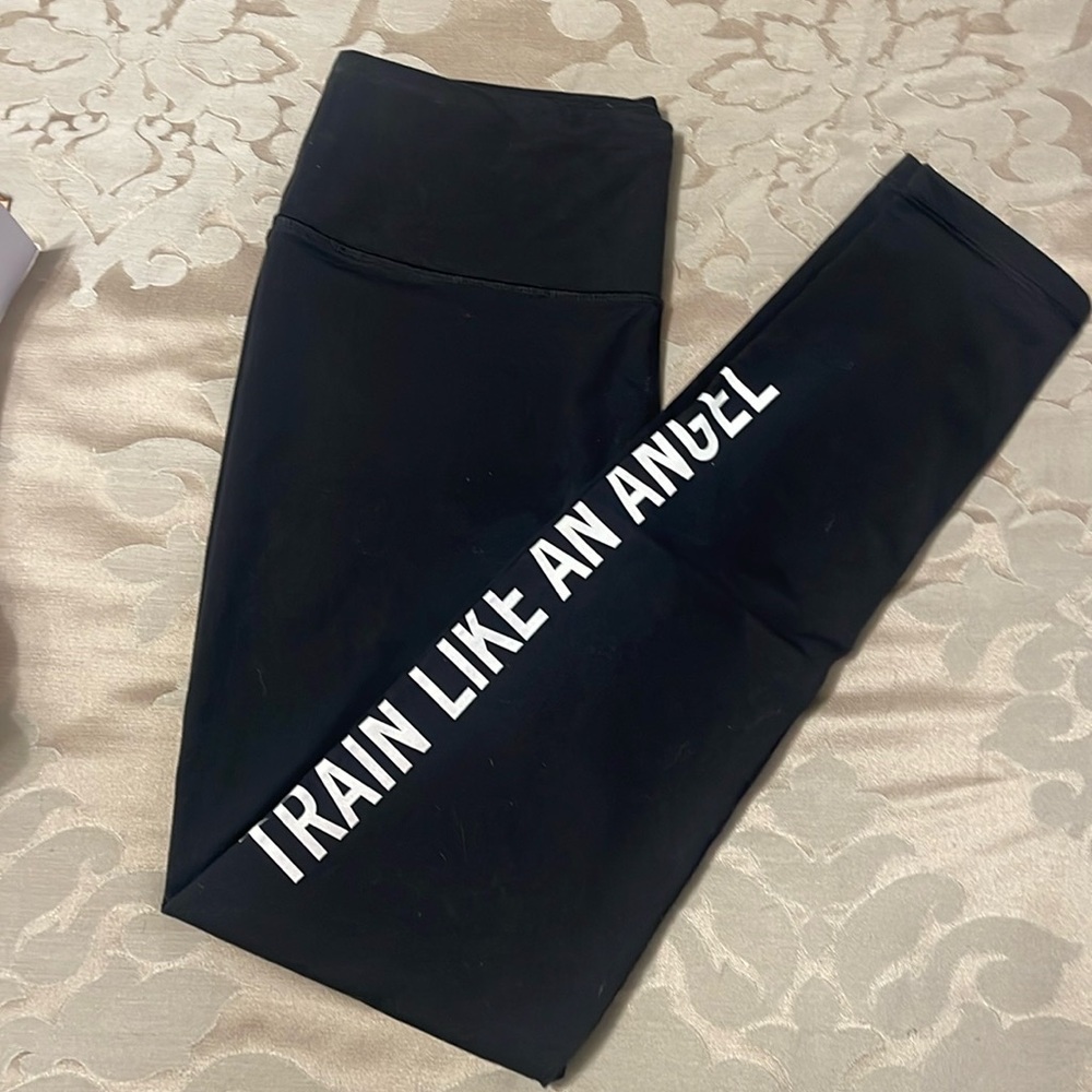 Victoria Secret Sport knockout leggings